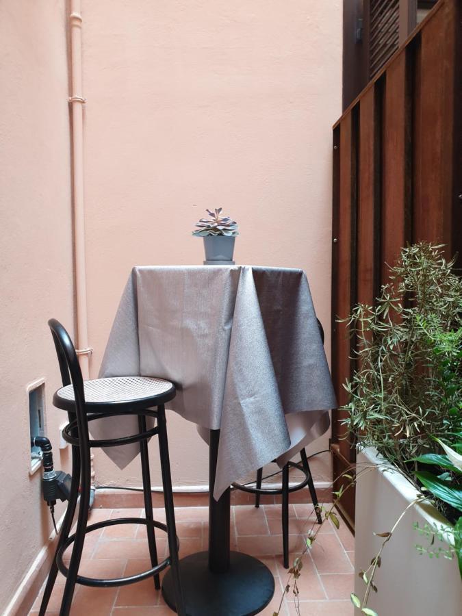 Saint George And The Dragon Suite Bolonia Exterior foto